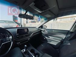 نيسان ألتيما